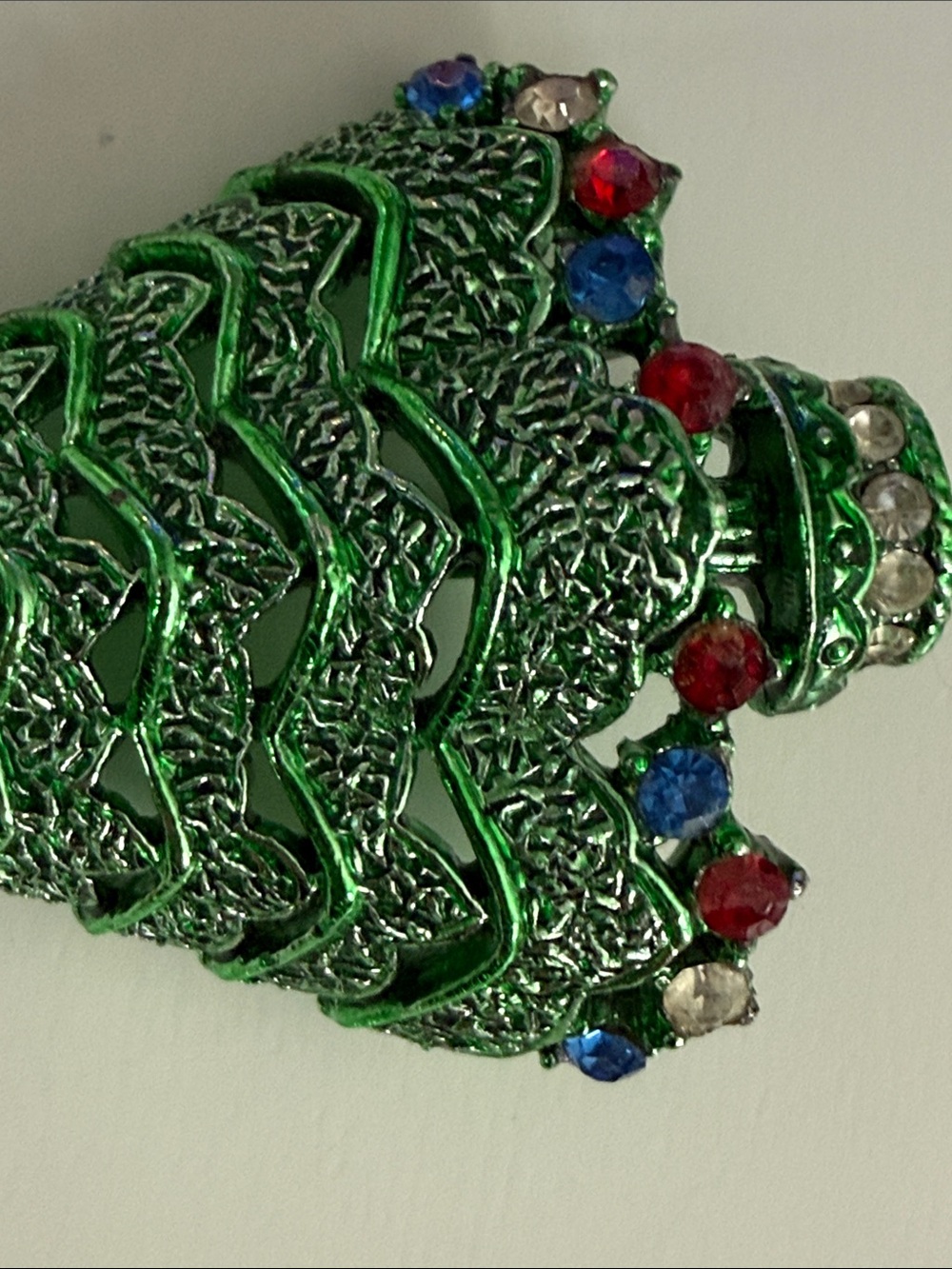 Reserved M Rare vintage Corel Green Jeweled Christmas Tree Brooch pin book piece - Picture 9 of 12